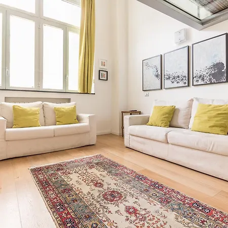 公寓 Alessia's Flat- Porta Romana M3 米兰