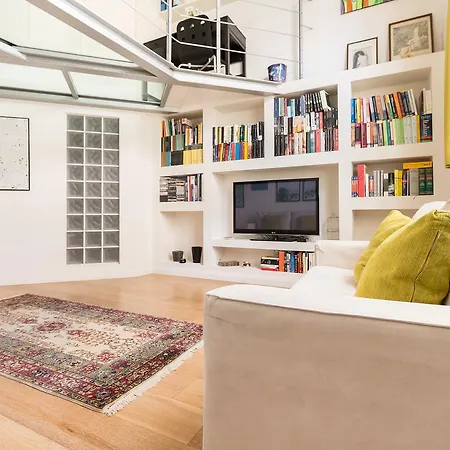 Alessia's Flat- Porta Romana M3 公寓