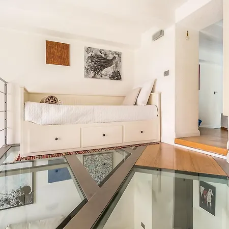 Alessia's Flat- Porta Romana M3 公寓